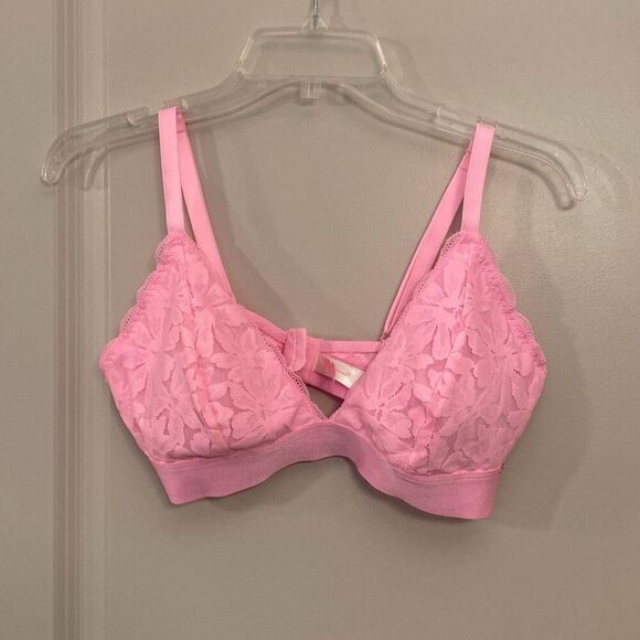 Victoria’s Secret bralette size large ￼ - Picture 2 of 7
